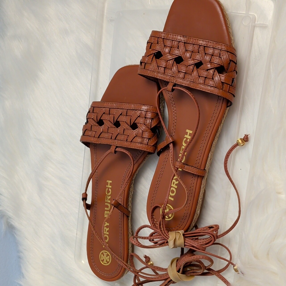 Tory Burch Basket weave Sandals - Picture 1 of 5